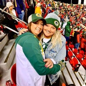 Meet your Posher, Alison